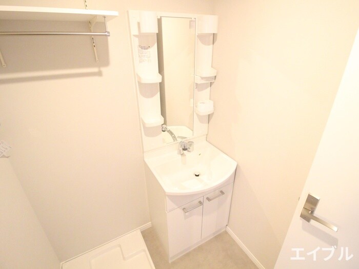 物件内観写真7　(洗面)