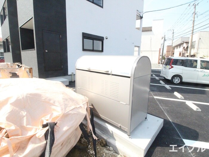 物件外観写真4　(建物設備)