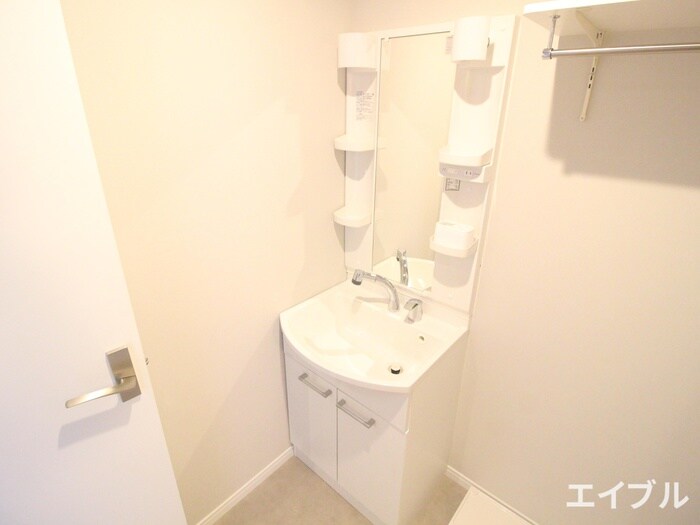 物件内観写真9　(洗面)