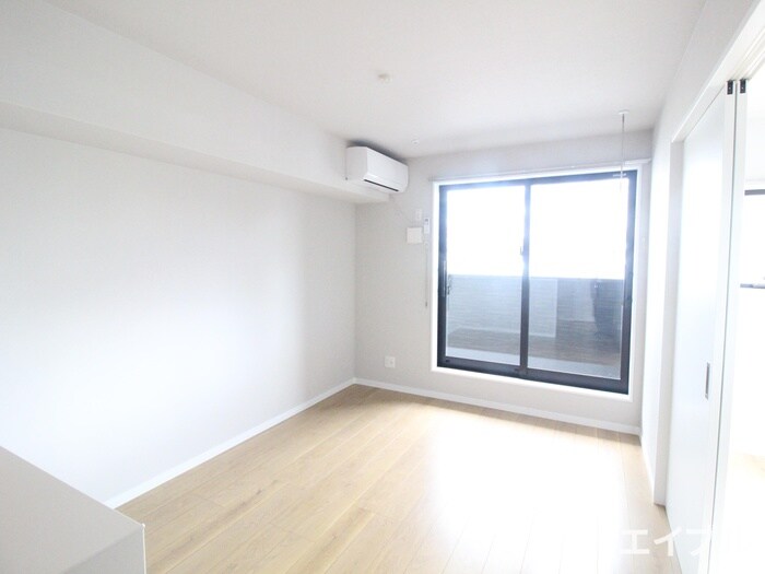 物件内観写真10　(居室)