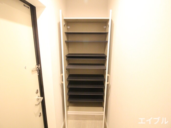 物件内観写真12　(靴箱)