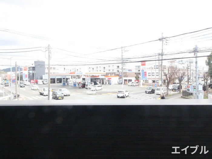 物件内観写真13　(室内からの展望)