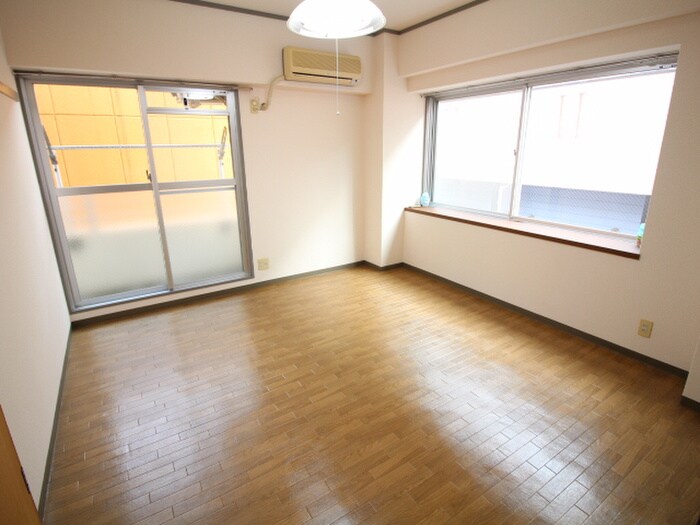 物件内観写真6　(居室)