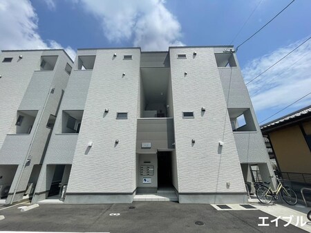 ＣＢ久留米　ニクス外観写真