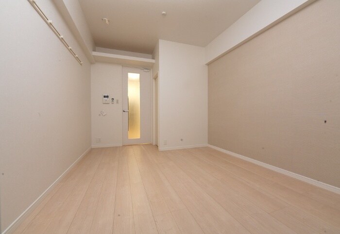 物件内観写真3　(居室)