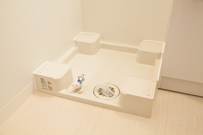 物件内観写真9　(洗濯機置場)