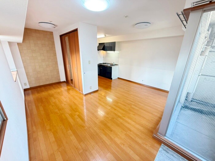 物件内観写真8　(居室)