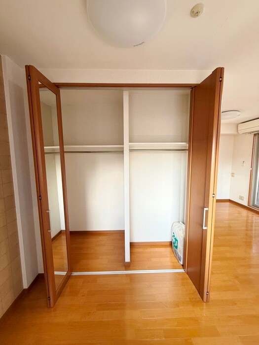 物件内観写真11　(収納)