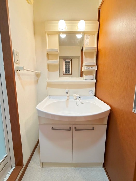 物件内観写真11　(洗面)