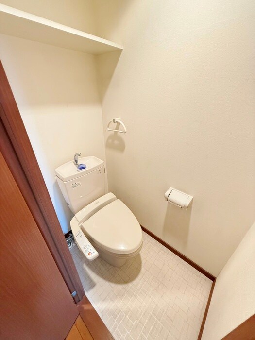 物件内観写真14　(トイレ)