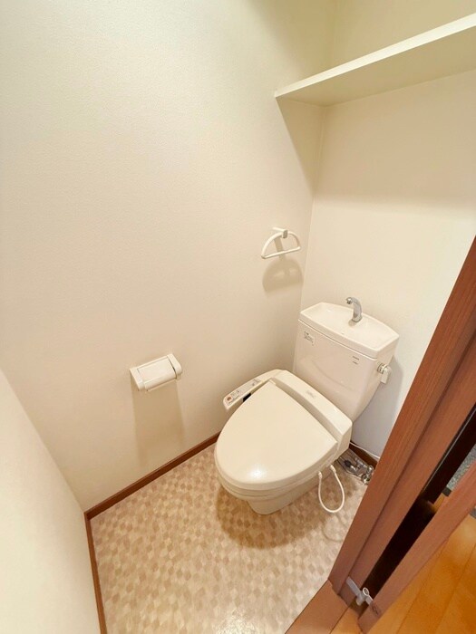 物件内観写真14　(トイレ)