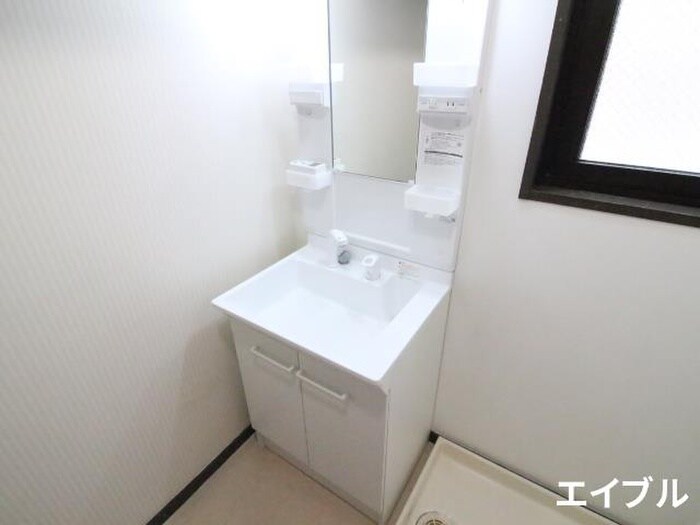 物件内観写真13　(洗面)