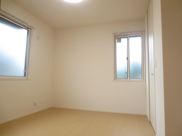 物件内観写真14　(居室)