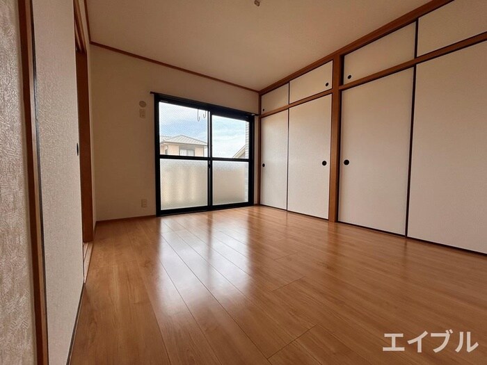 物件内観写真9　(居室)