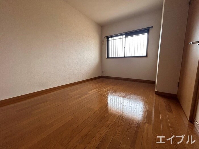 物件内観写真10　(居室)