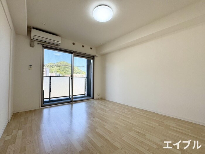 物件内観写真5　(居室)