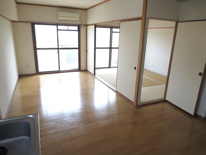 物件内観写真6　(居室)