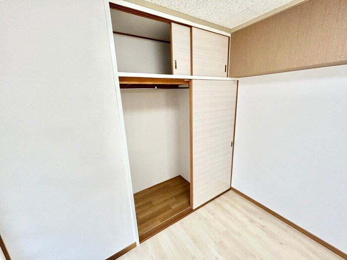 物件内観写真7　(収納)