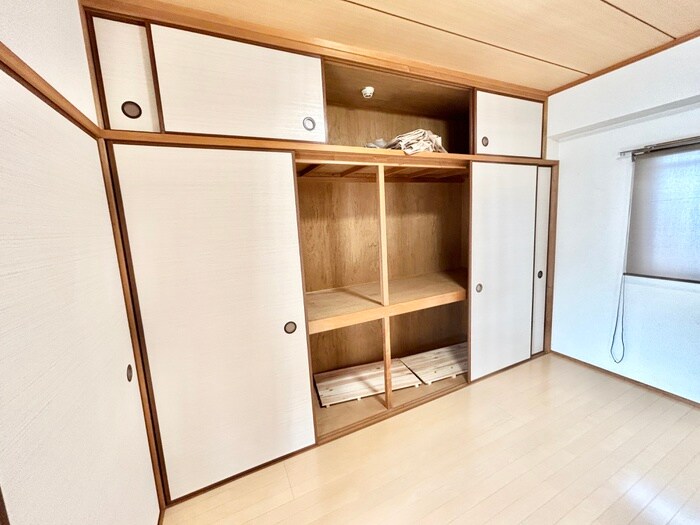 物件内観写真10　(収納)