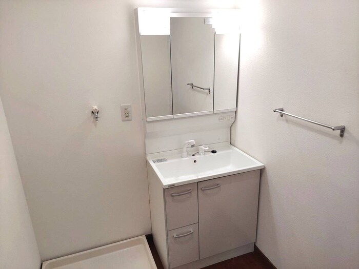 物件内観写真16　(洗面)