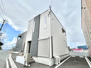 サンラプロ上の原B棟外観写真