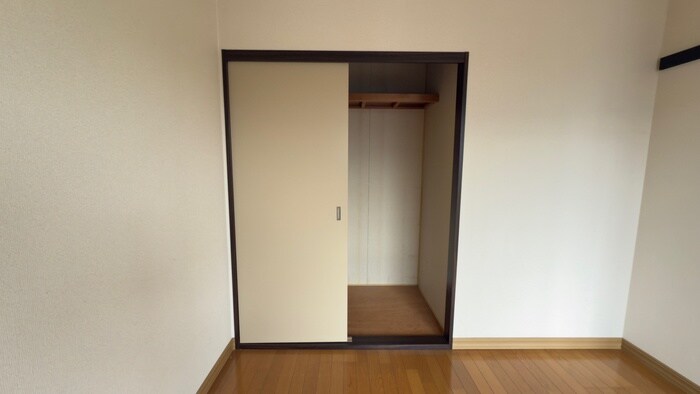 物件内観写真13　(収納)