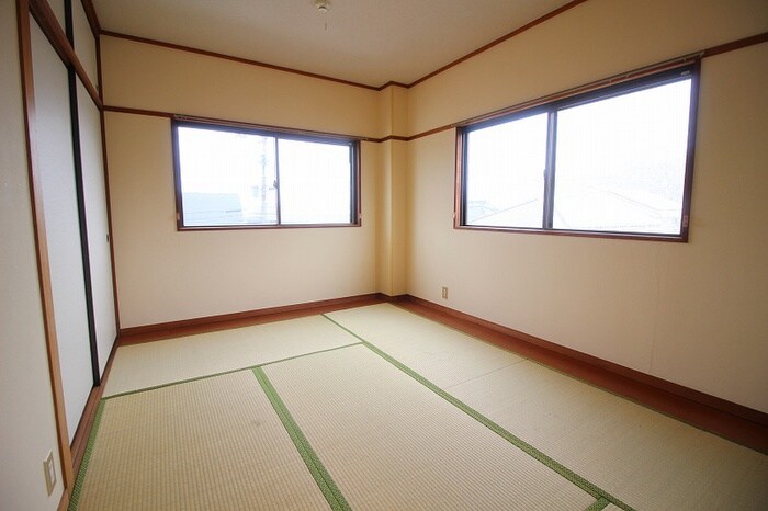 物件内観写真6　(居室)