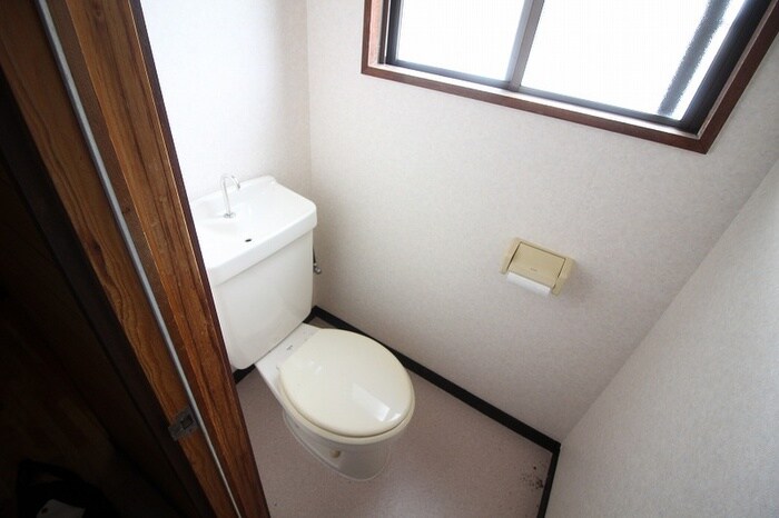 物件内観写真10　(トイレ)