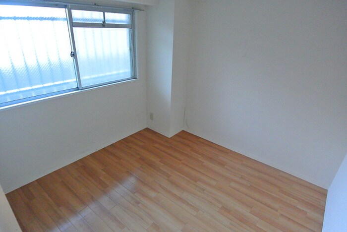 物件内観写真12　(居室)