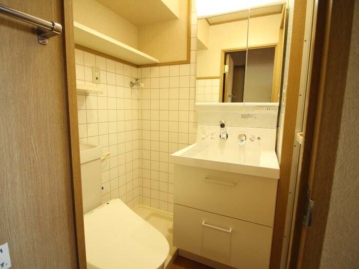 物件内観写真14　(洗面)