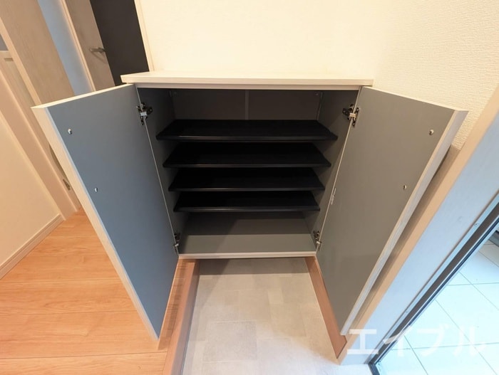 物件内観写真16　(靴箱)