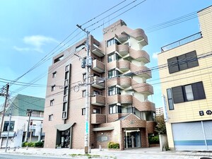 ラフォ－レ２１外観写真