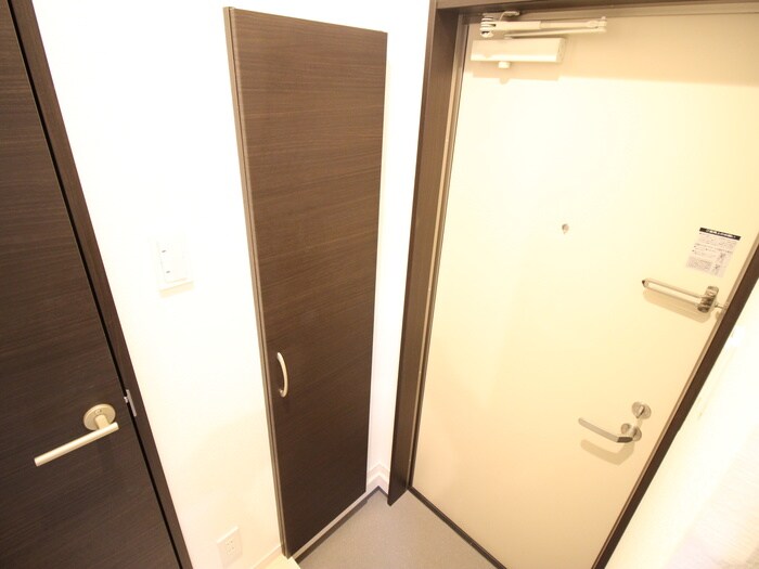 物件内観写真15　(靴箱)