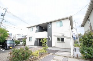 パストラーレ潤崎A棟外観写真