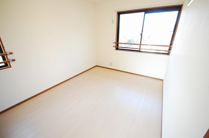 物件内観写真6　(居室)