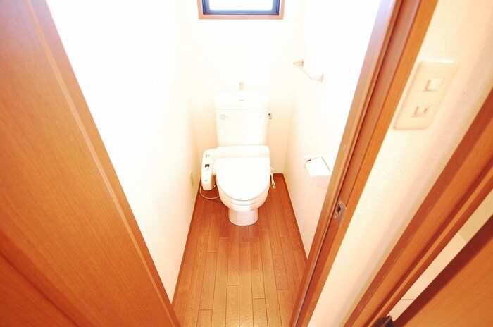 物件内観写真10　(トイレ)