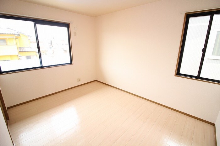 物件内観写真6　(居室)