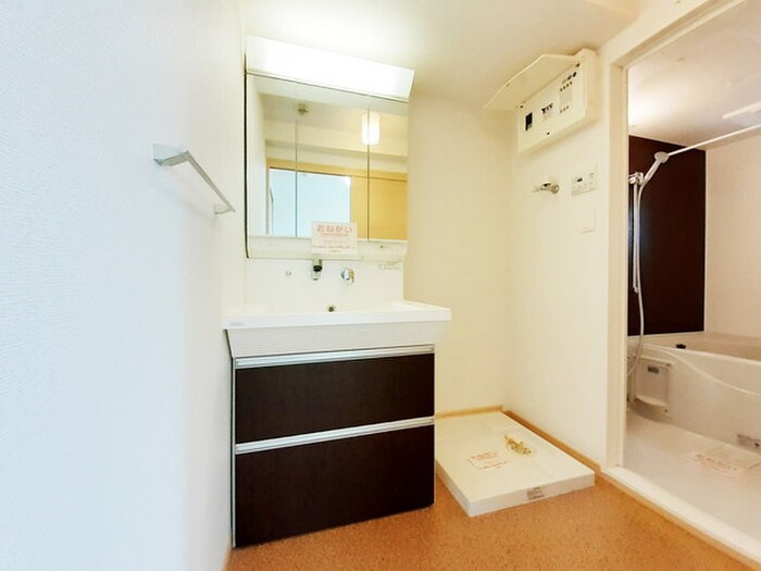 物件内観写真12　(洗面)