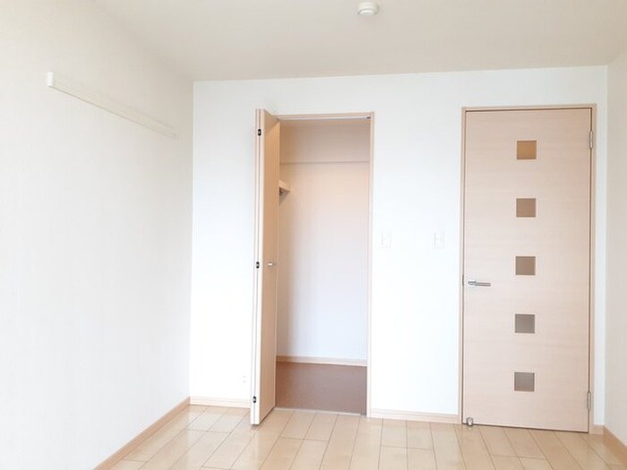 物件内観写真13　(収納)