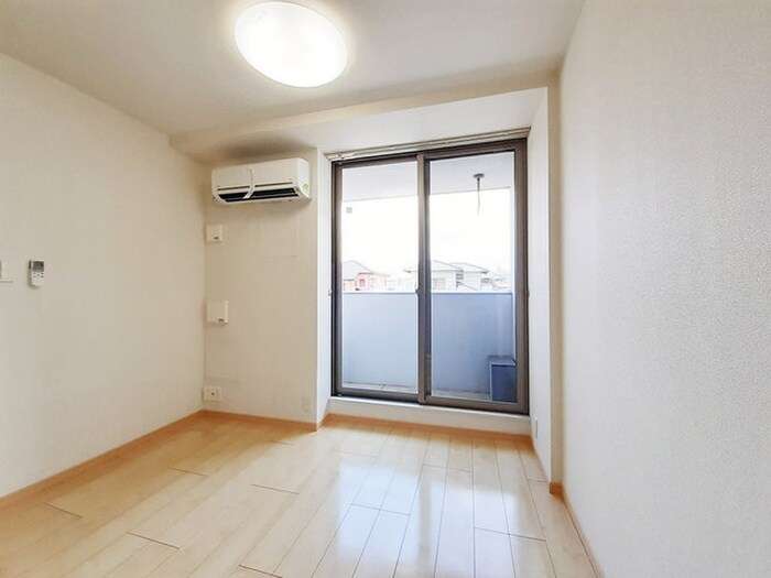 物件内観写真14　(居室)