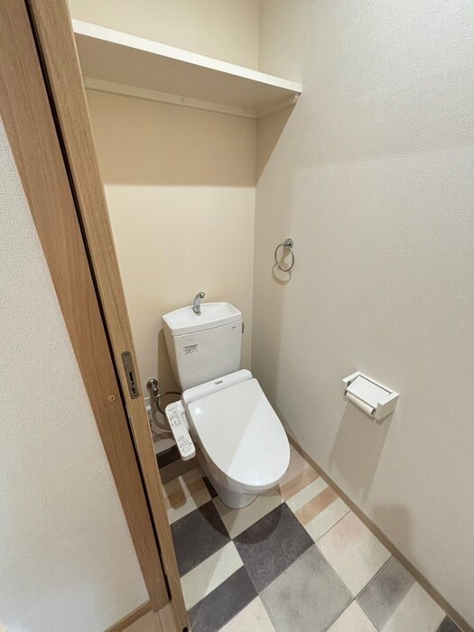 物件内観写真11　(トイレ)