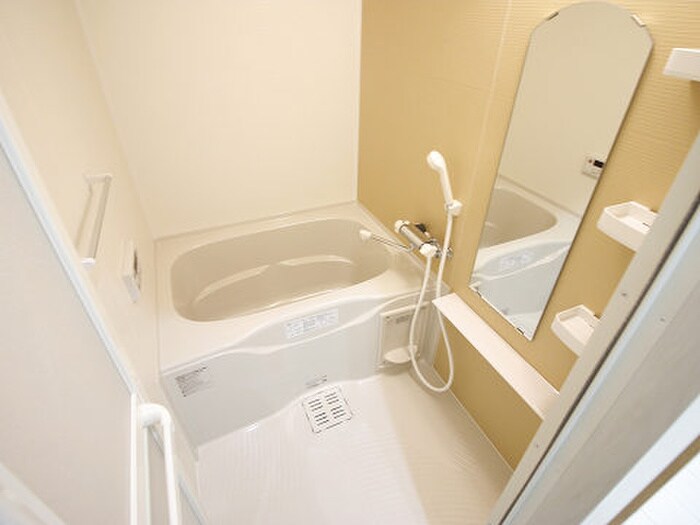 物件内観写真12　(バス／シャワールーム等)