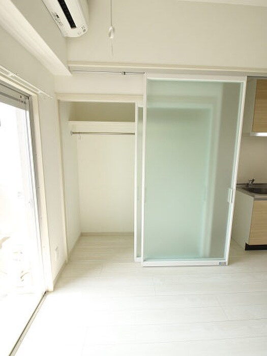 物件内観写真16　(収納)