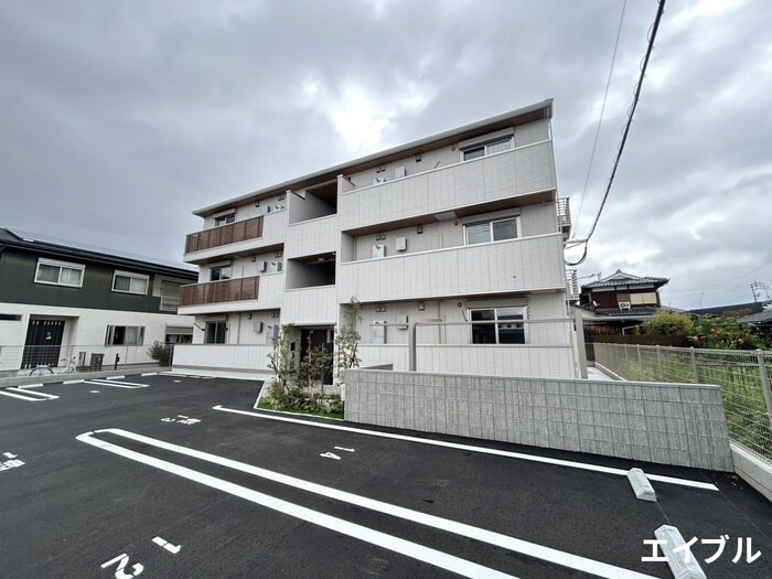 物件外観写真2　(外観写真)