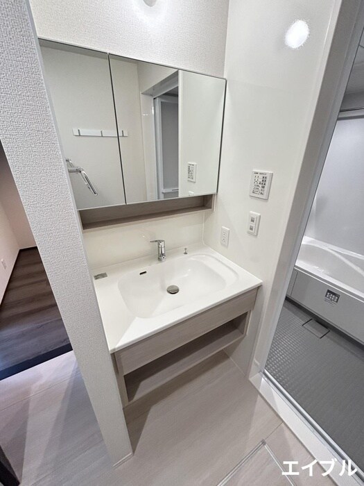 物件内観写真10　(洗面)