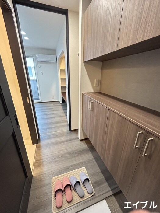 物件内観写真22　(玄関)