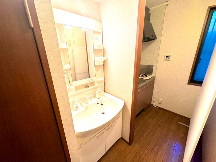 物件内観写真6　(洗面)