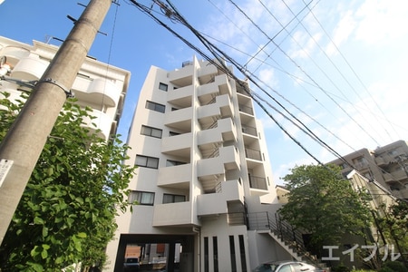 ヴァーンフリート寺塚外観写真