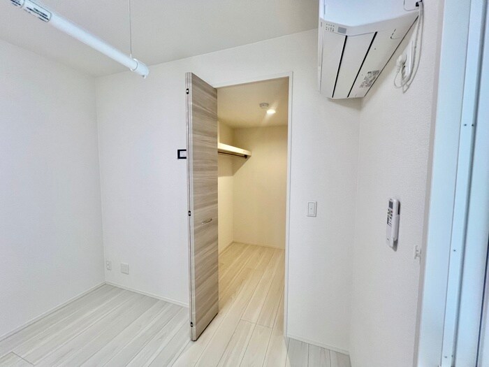 物件内観写真11　(収納)