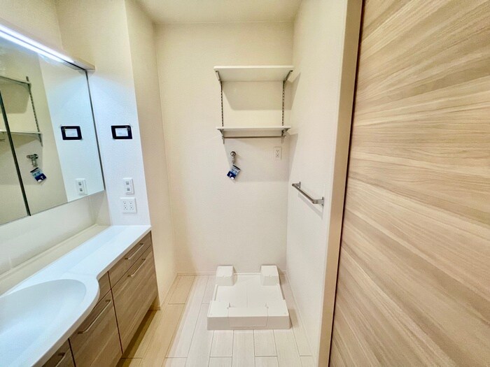 物件内観写真14　(洗濯機置場)